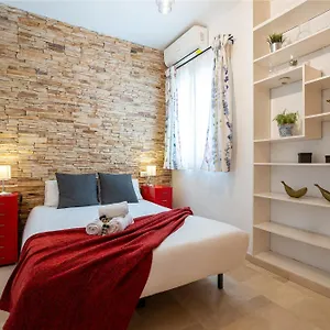 https://malaga-refinos.es-andalucia.com